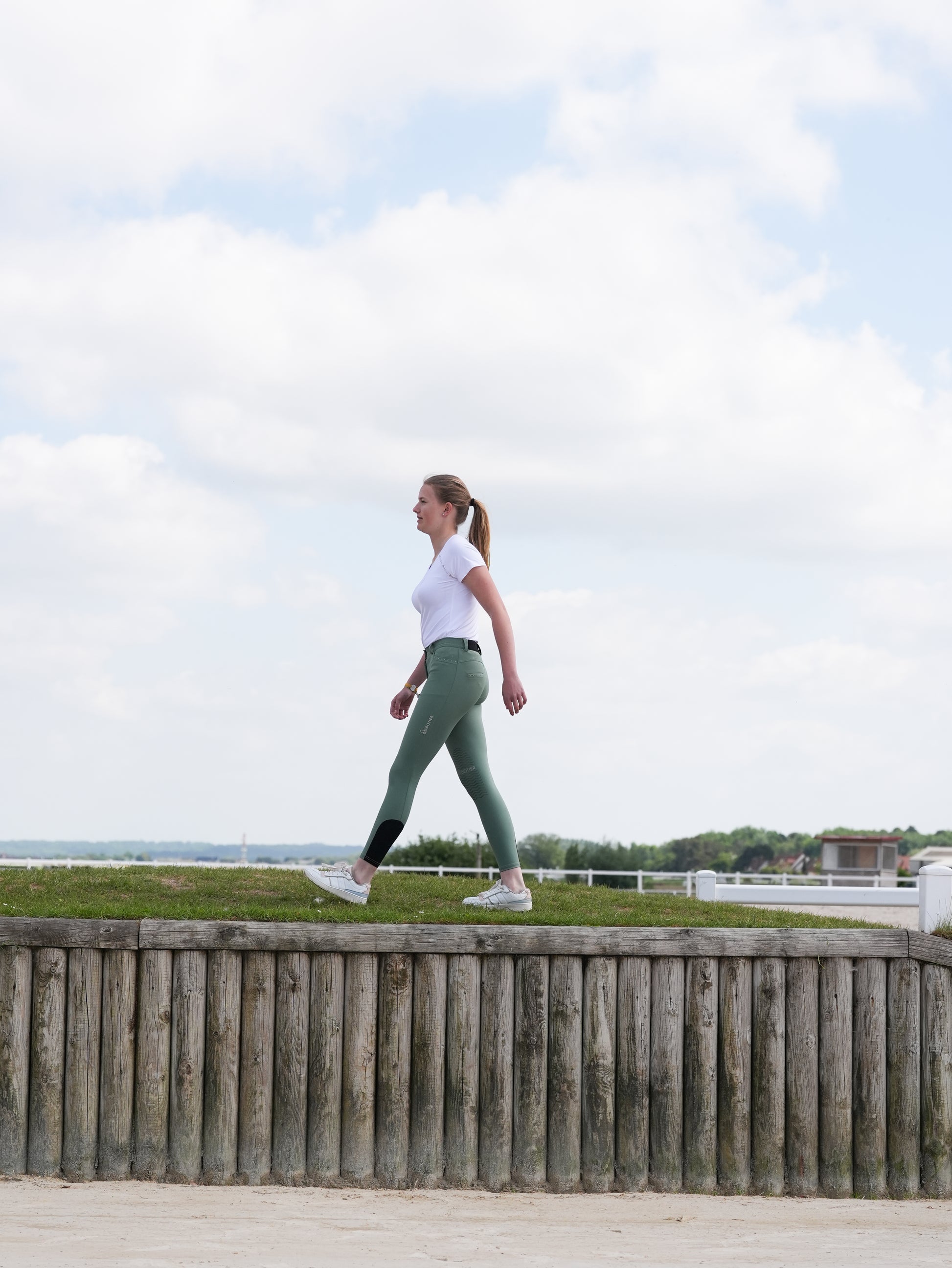 Pantalon femme Athénaïs Vert